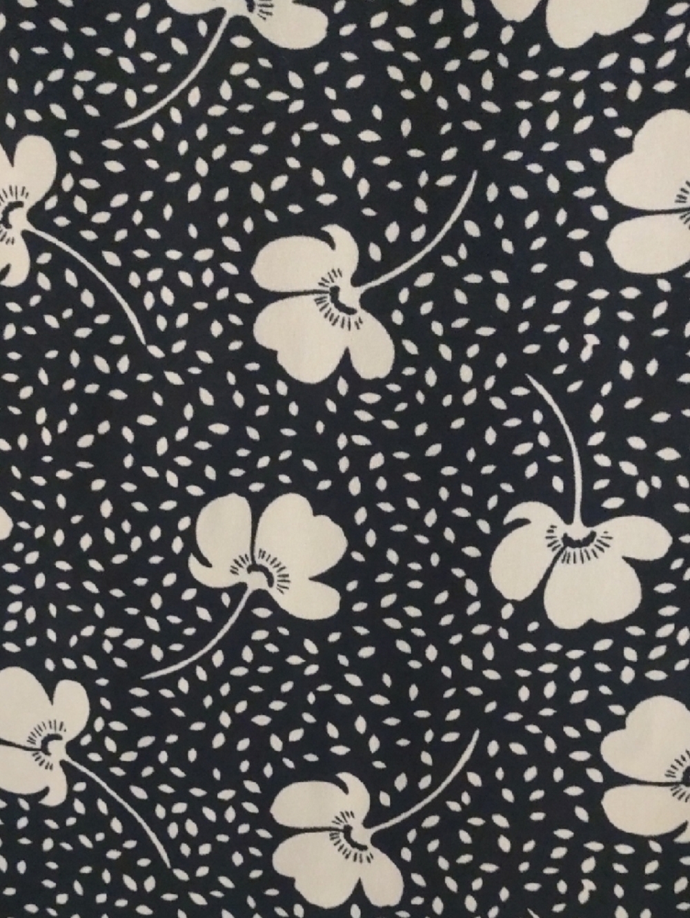 cabi Navy and White Floral V-Neck Short Sleeve Blouse - Picture 6 of 6